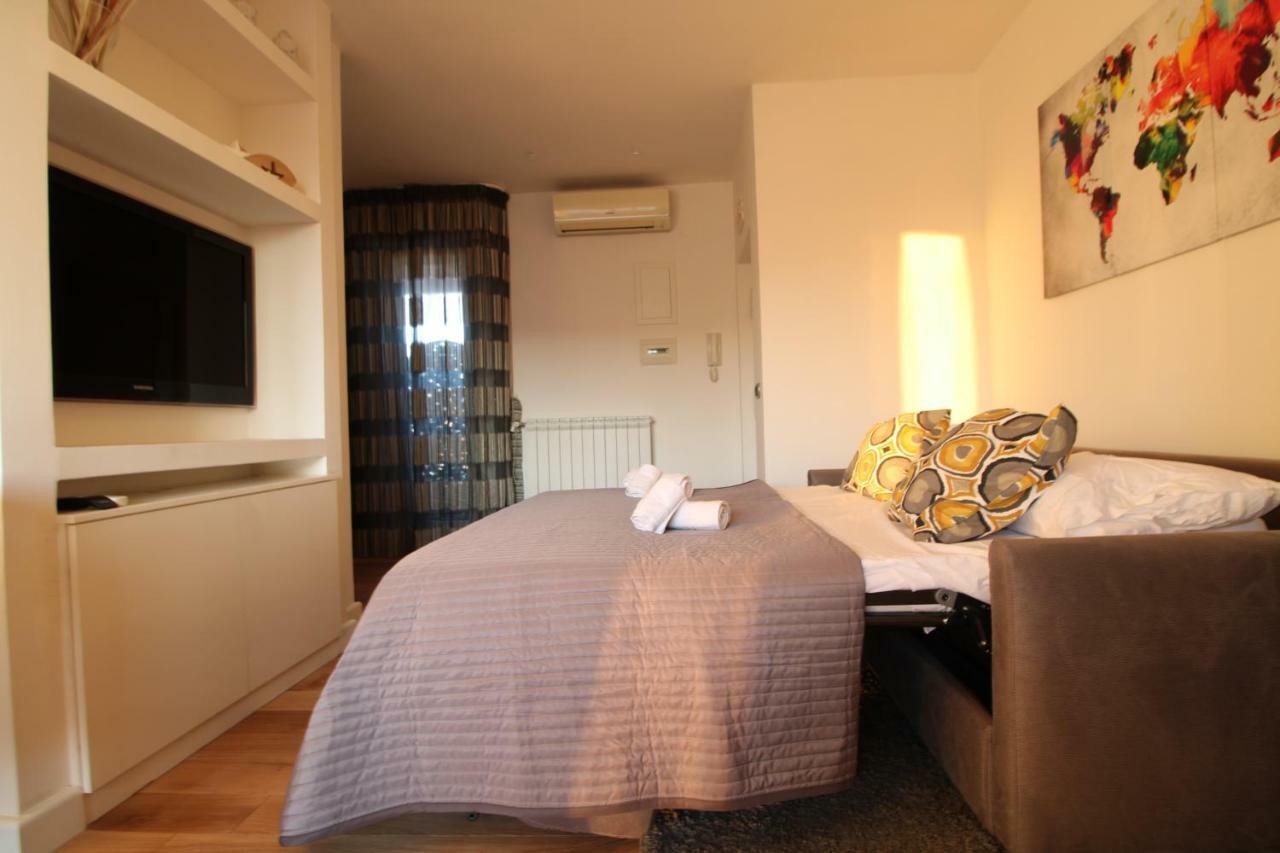 Suite Delicia Apartment - Appartamento Con Terrazza Nápoly Kültér fotó