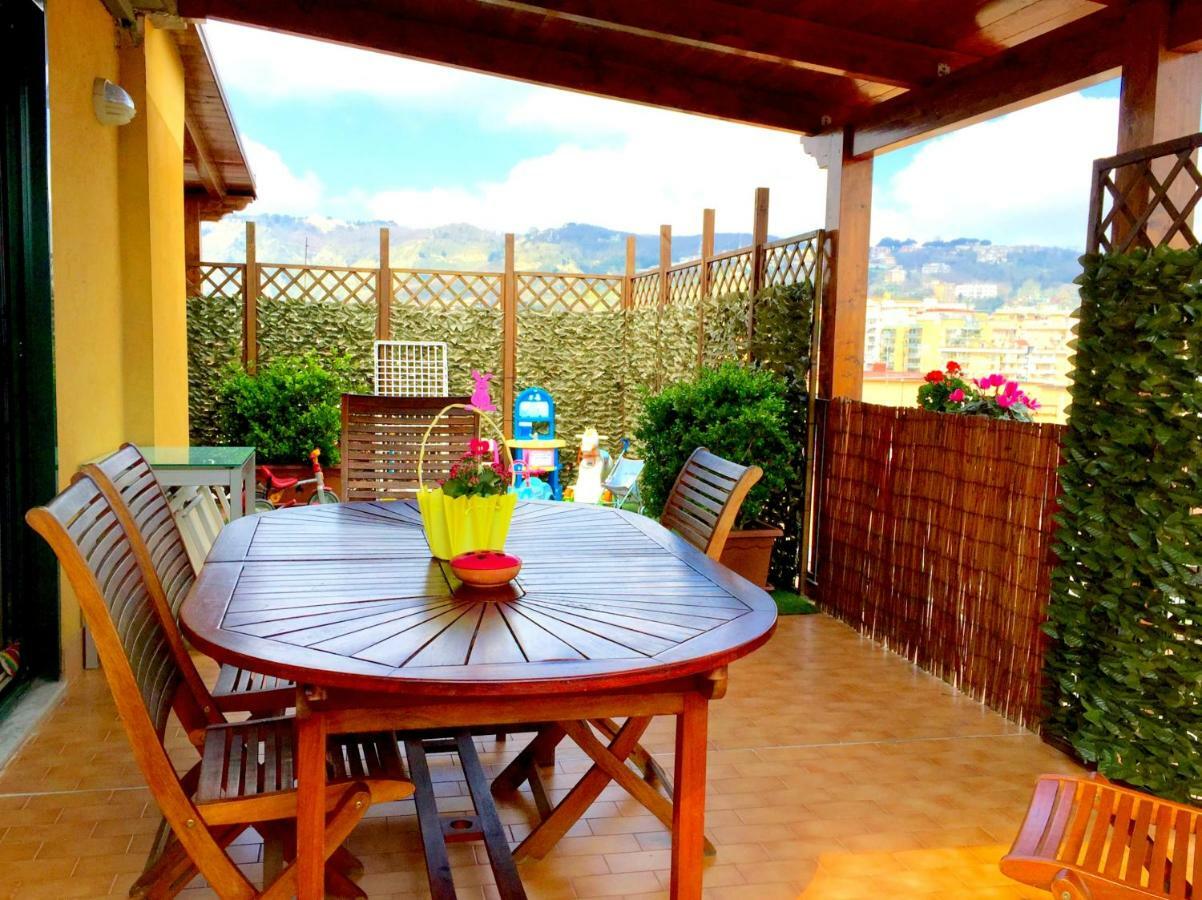 Suite Delicia Apartment - Appartamento Con Terrazza Nápoly Kültér fotó