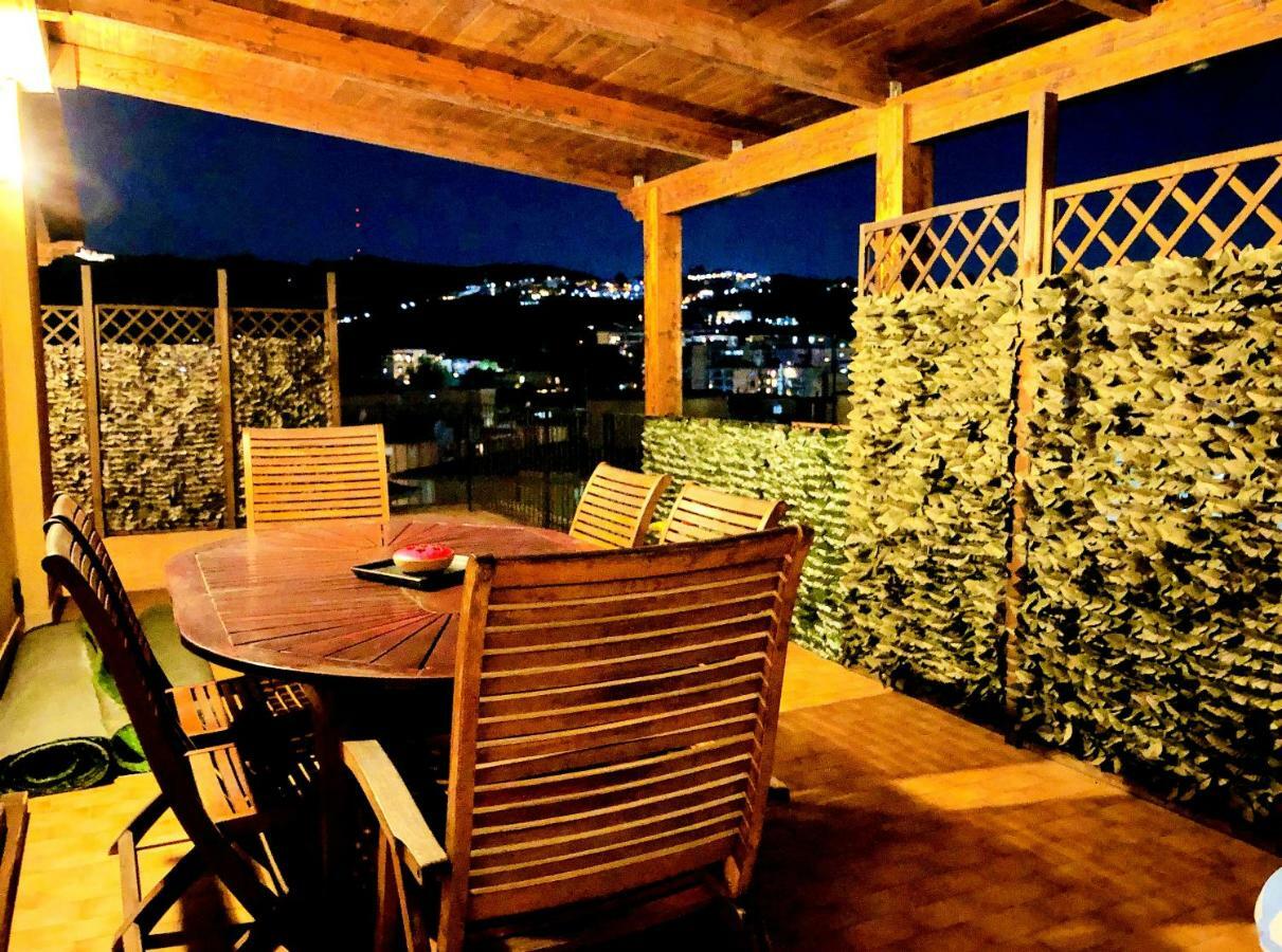 Suite Delicia Apartment - Appartamento Con Terrazza Nápoly Kültér fotó
